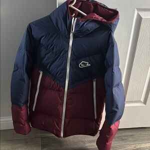 Nike Navy and Maroon Hooded Puffer Jacket
